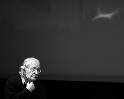 Noam Chomsky dialektika