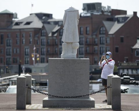 Columbus statues offensive Native Americans